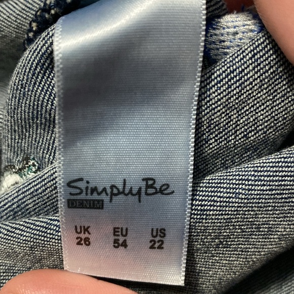 ⬇️SimplyBe embroidered Chloe skinny jeans - Picture 8 of 8